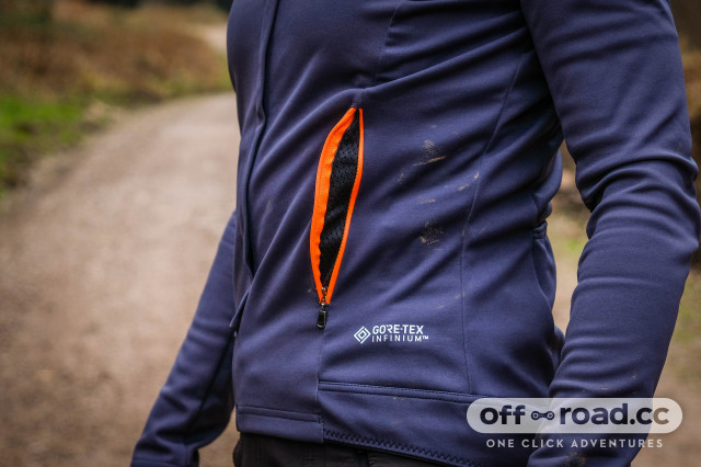 Castelli Perfetto RoS women s long sleeve jacket review off road.cc